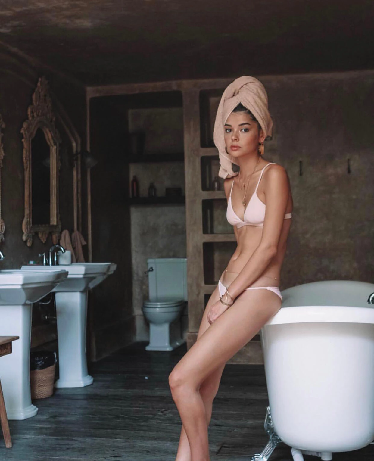 FLOAT SWIMWEAR